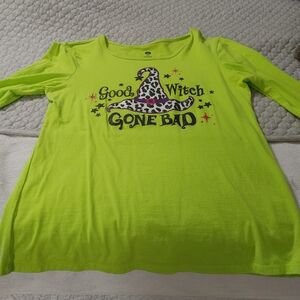 Green Long Sleeve Tee Top